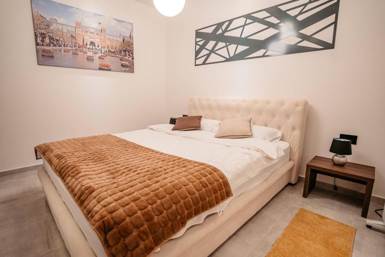 Magico Rooms & Apartments Ni Esterno foto