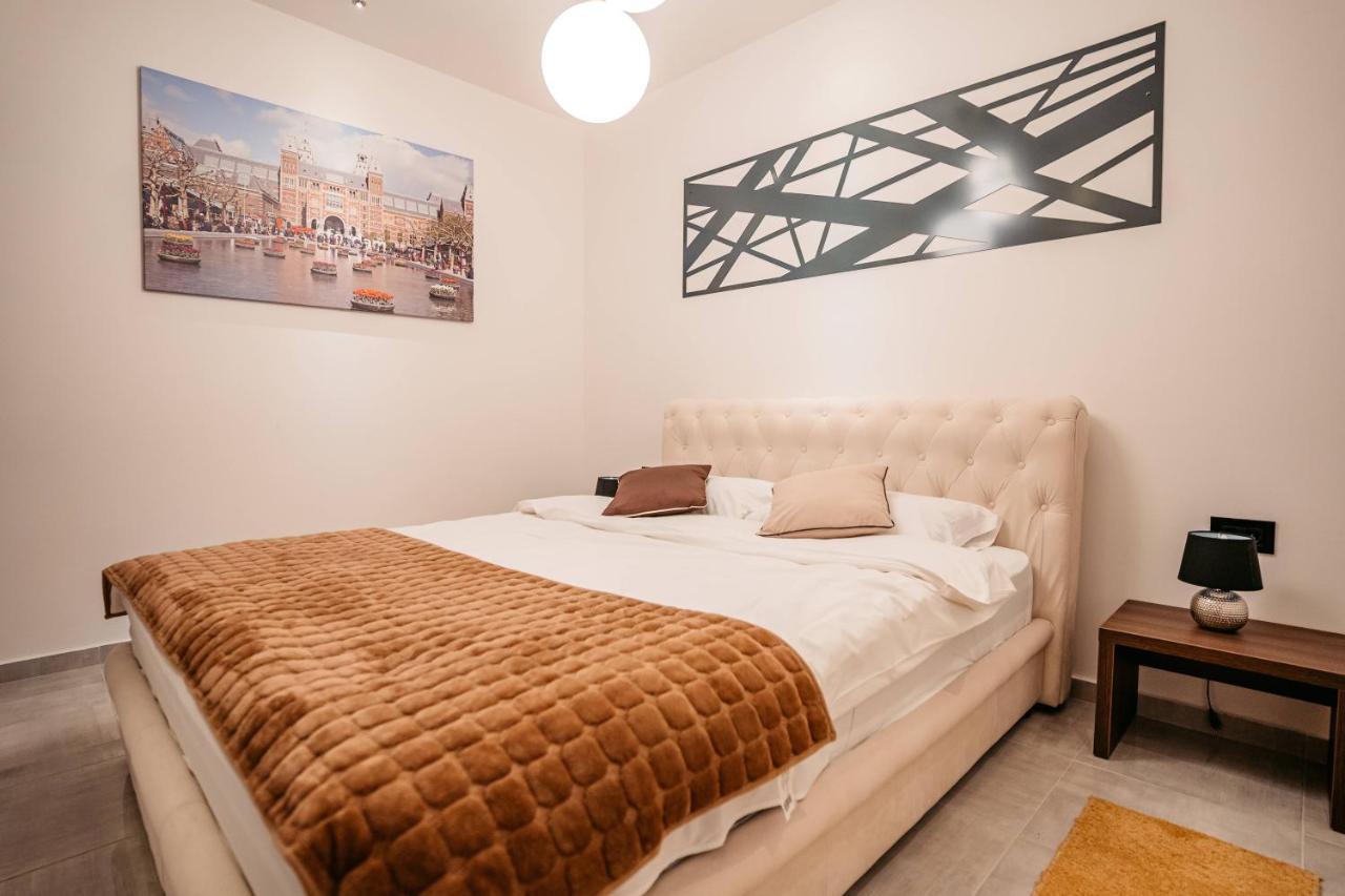 Magico Rooms & Apartments Ni Esterno foto