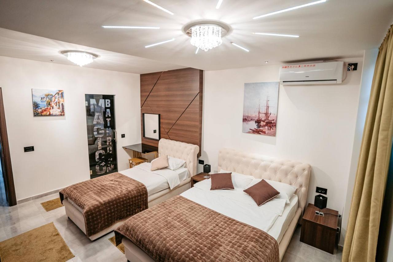 Magico Rooms & Apartments Ni Esterno foto