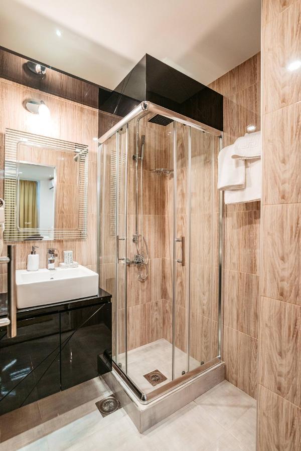 Magico Rooms & Apartments Ni Esterno foto